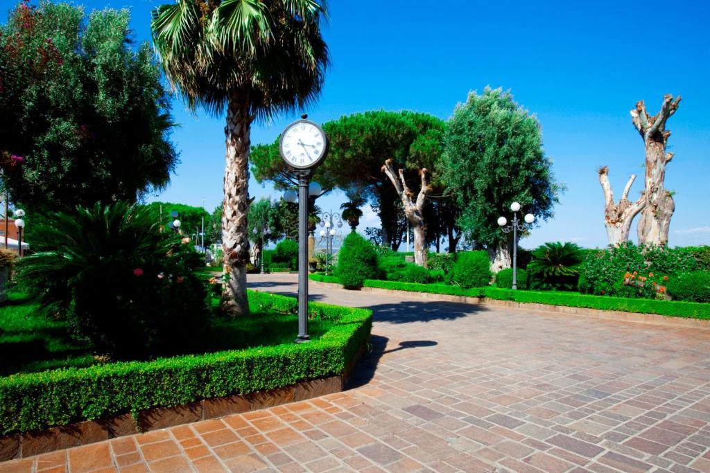 Resort Villa Antica Eboli Eksteriør billede