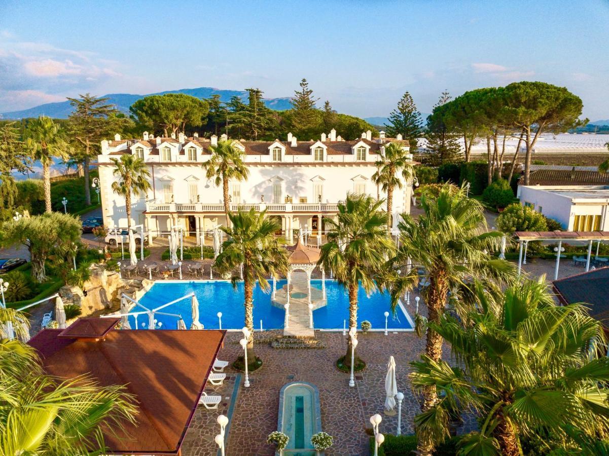 Resort Villa Antica Eboli Eksteriør billede